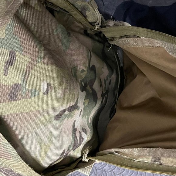 SOLD - Rothco MultiCam Large Camo Transport Pack - Picture 6 of 7